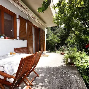 apartment-lidia-kastela.splithotels.org/