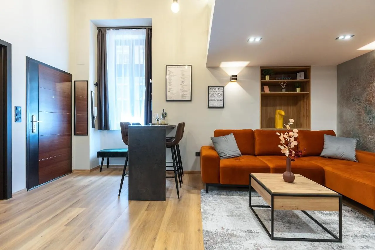 Parliament Dream Apartment! Budapest