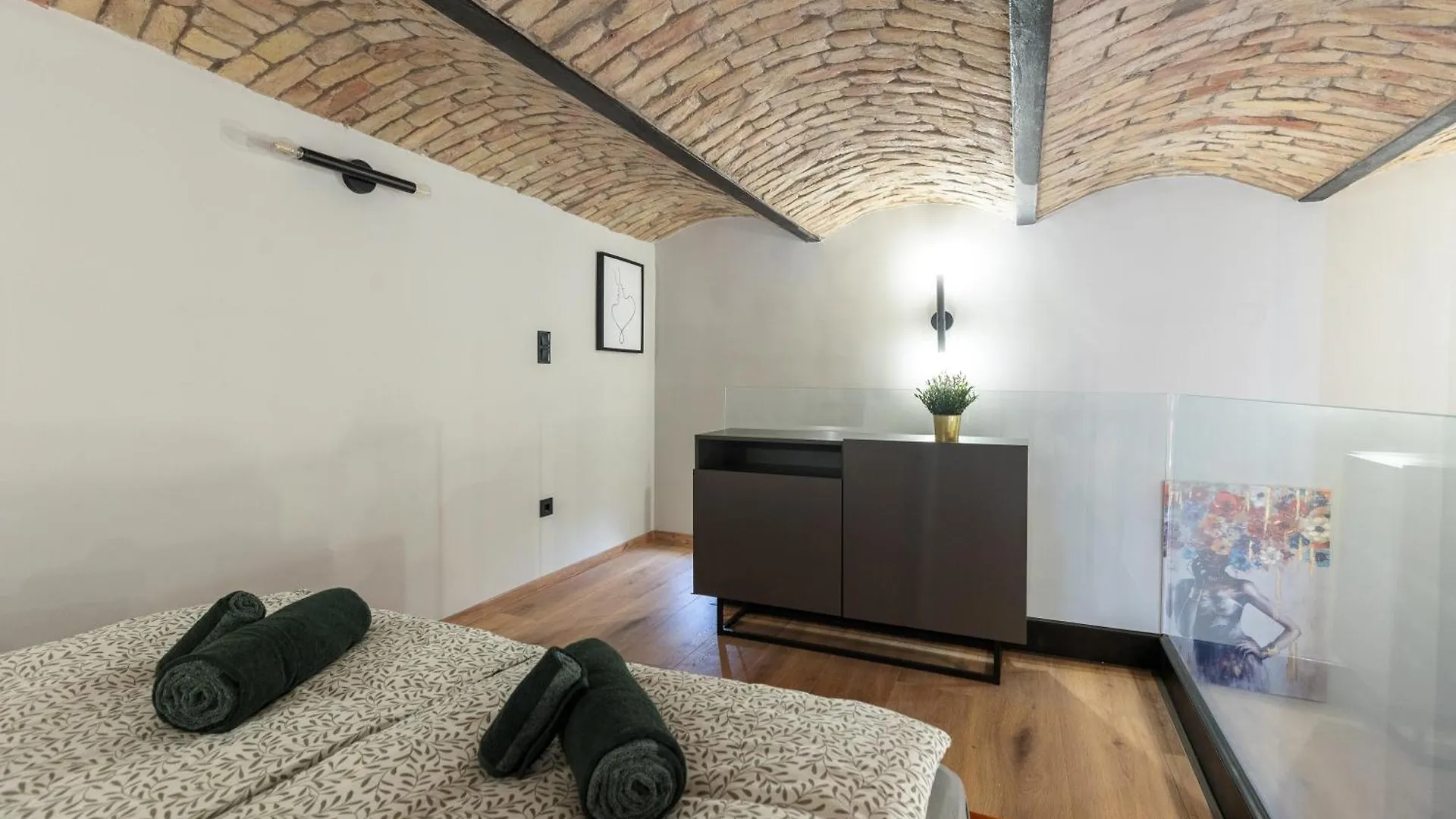 Parliament Dream Apartment! Budapest